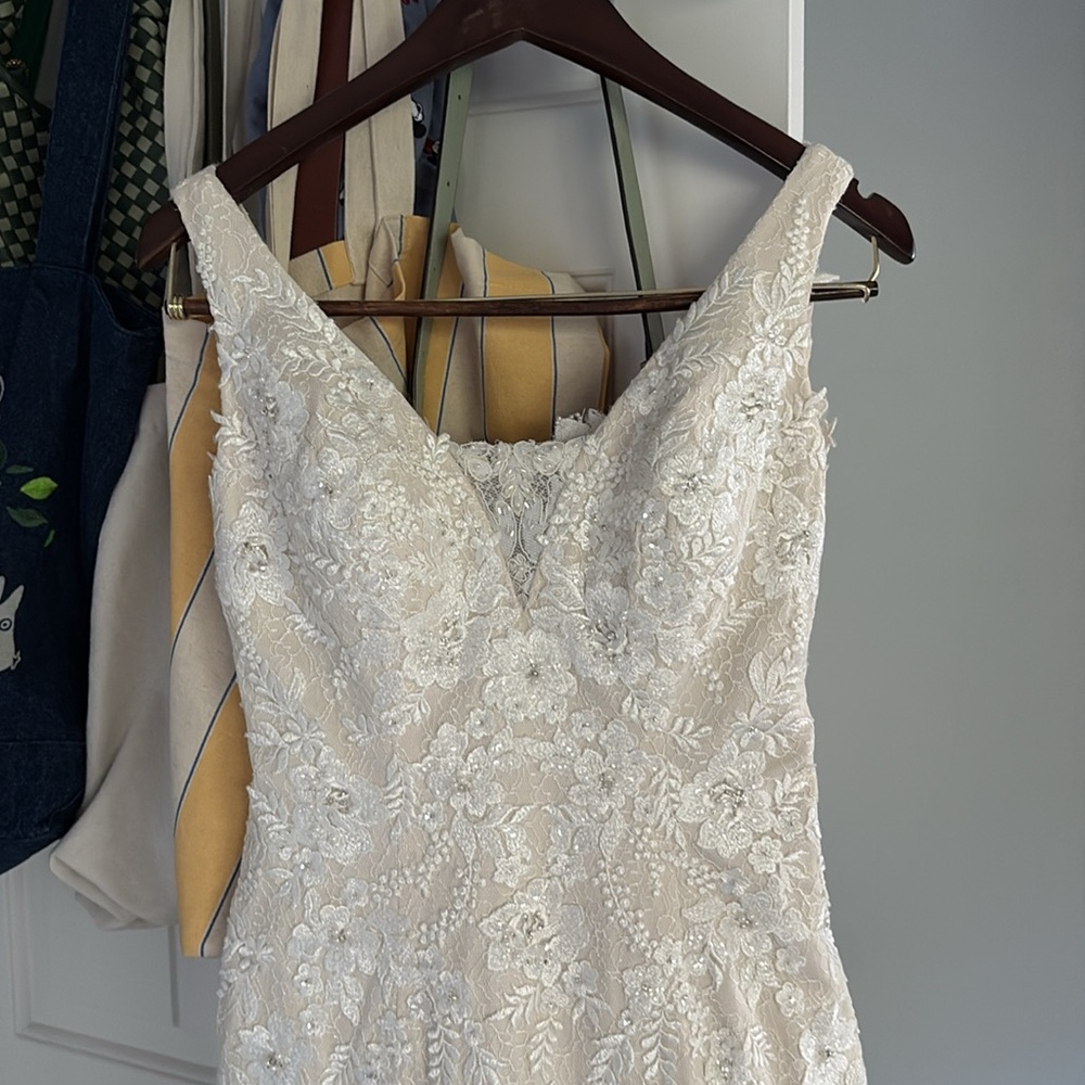 Must go! Anthropologie BHLDN Wedding Dress!! - Picture 2 of 5